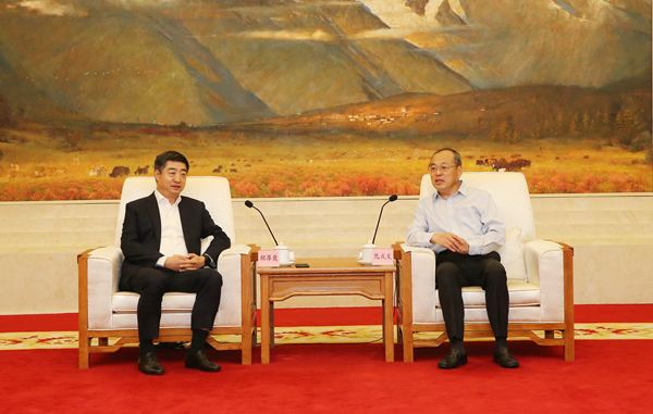 会见.jpg