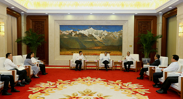 会见 600.jpg