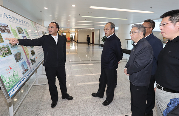 阮1 600.jpg
