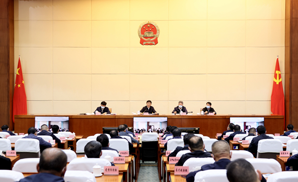 王予波.jpg 王予波.jpg