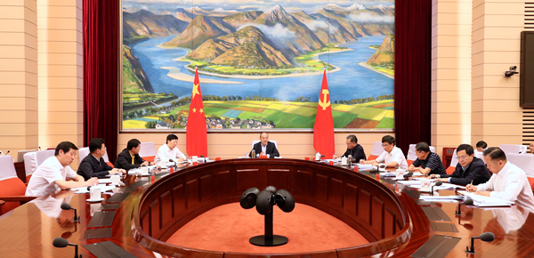新能源.jpg 新能源.jpg