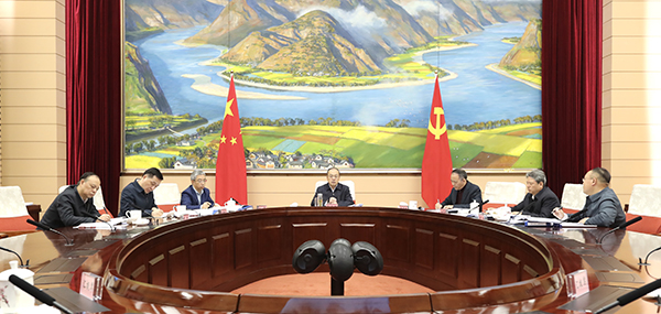 党组会合照 600.jpg
