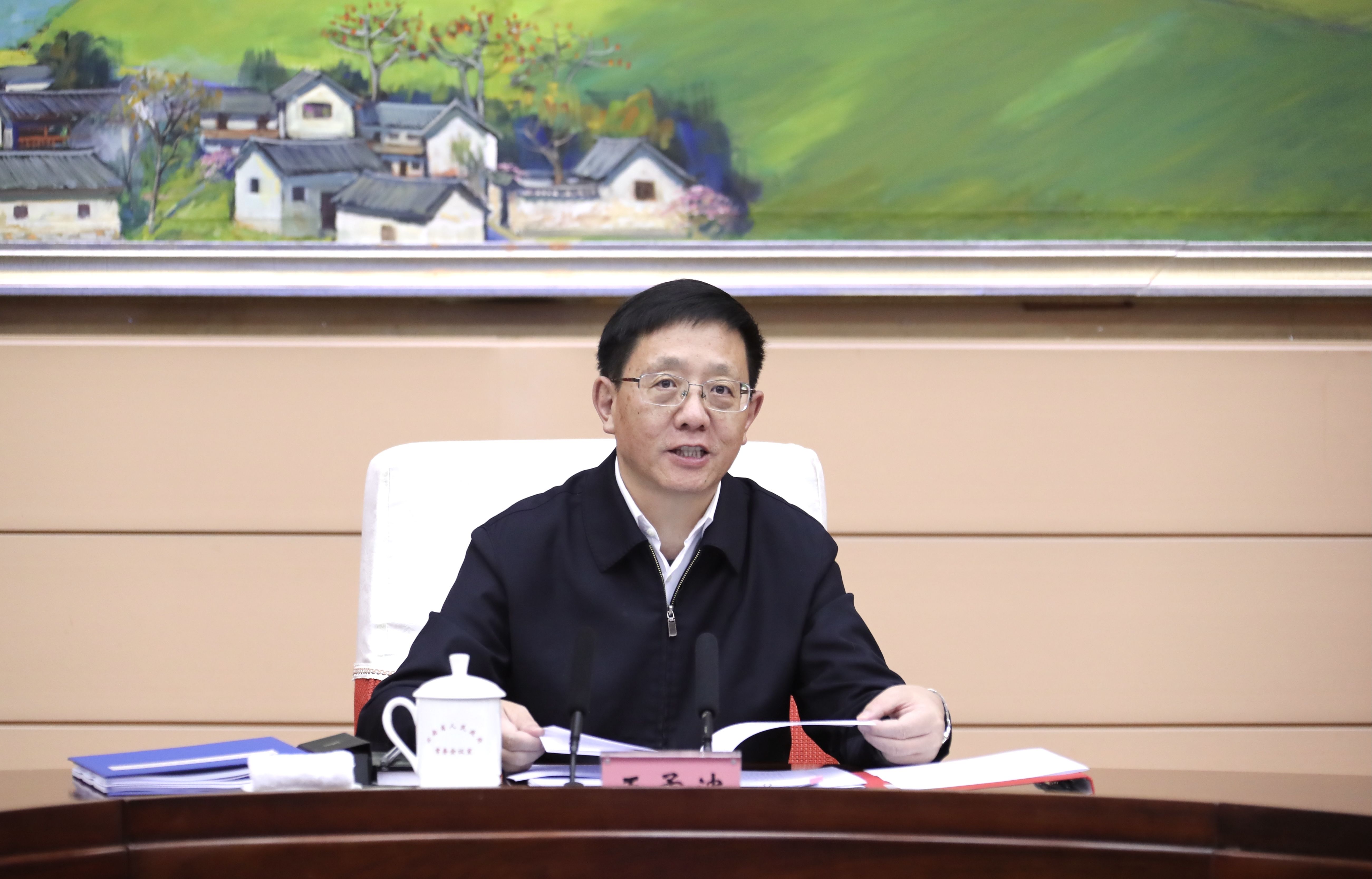 党组扩大会议 (2).jpg